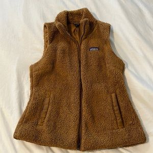 Patagonia brown teddy fleece vest